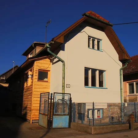 The Rad House בית הארחה Liptovský Mikuláš